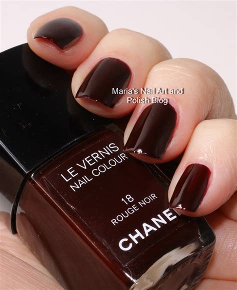 le vernis nail colour 18 rouge noir chanel